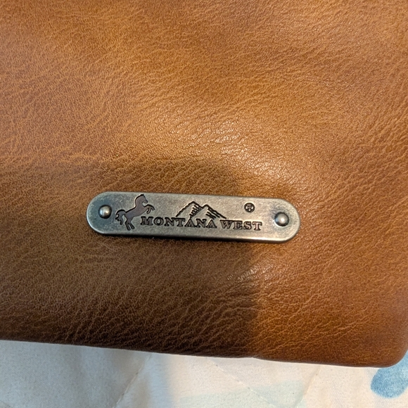 MONTANA WEST Fringed Tooled Leather Crossbody Bag in Brown - Picture 5 of 8